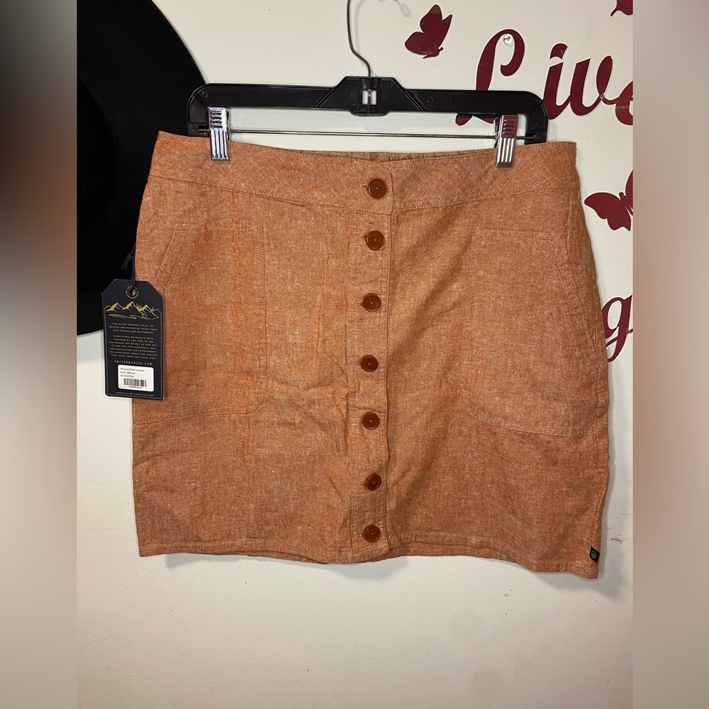 United by Blue sz M skirt. New with tags